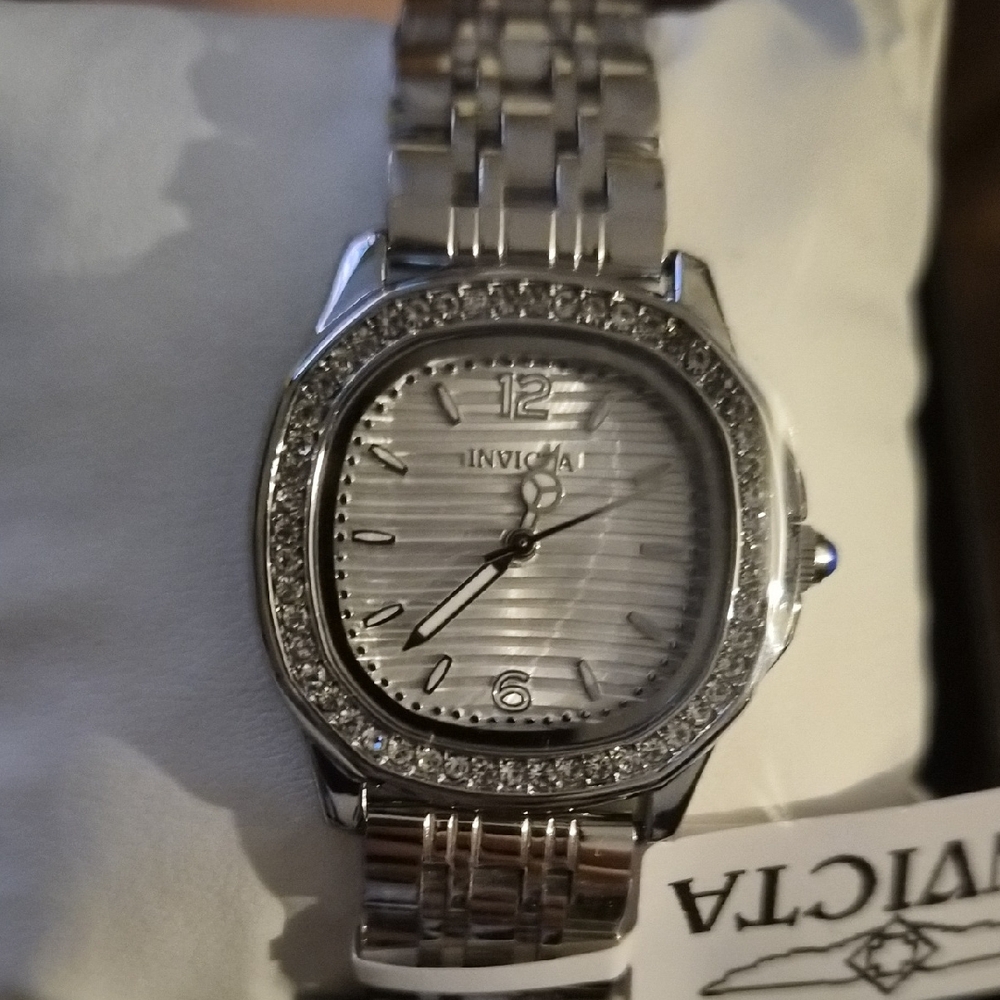 Invicta Silver Timepiece with Sparkling Bezel